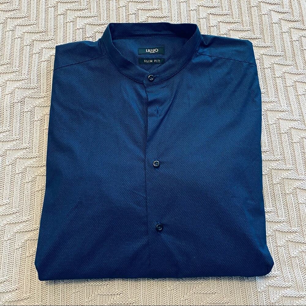 Liu Jo collarless slim fit button down